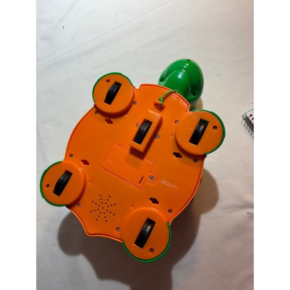 The Learning Journey Interactive Turtle Toy - Picture 3 of 8